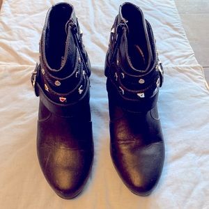 Jennifer Lopez black boots size 7 like new